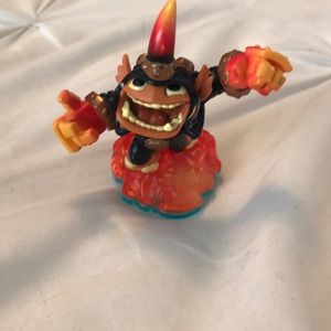 Fryno Skylanders character